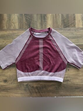 Short Sleeve Exercise Crop Top